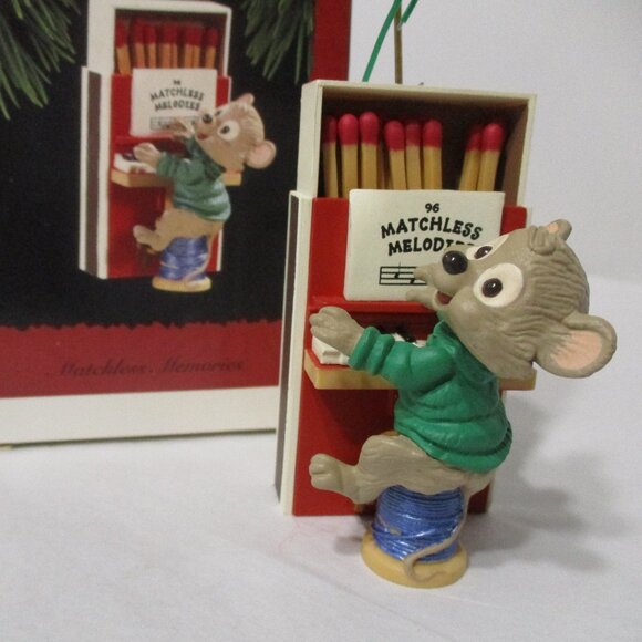 Hallmark Keepsake Christmas Ornament Matchless Memories Mouse Playing Piano - Picture 2 of 7